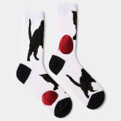 Zwarte Silhouette Kitty, met rode wollen Bal Sokken (Rechts)