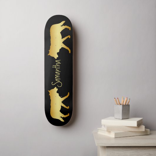 Zwarte Skateboard Gold wolves, gepersonaliseerd (Muurkunst)