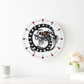 ZWARTE SNAKE DRAGON IN WITTE RODE GEMSTONEN GROTE KLOK (Huis)