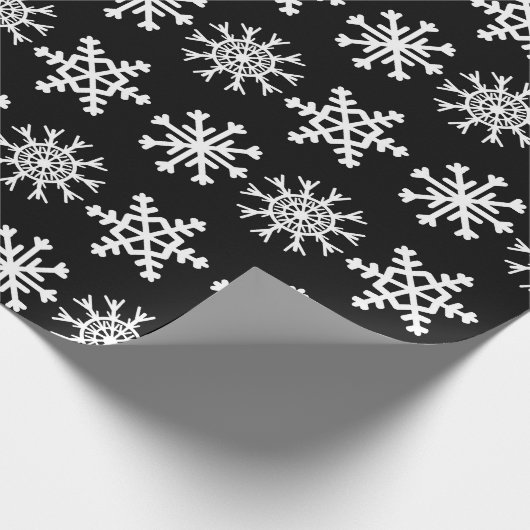Zwarte Snowflake Pattern Vakantieduis Wrapping Pap Cadeaupapier (Hoek)