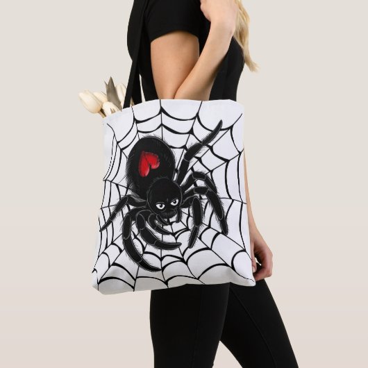 Zwarte spin in het web tote bag (Dichtbij)
