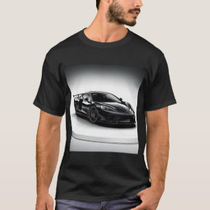 Zwarte sportwagen met strakke lijnen op een draaie t-shirt