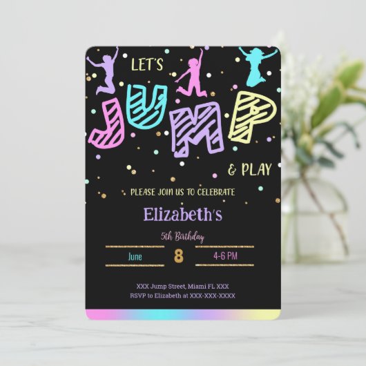 Zwarte sprong verjaardagsuitnodiging kaart (Staand voorkant)