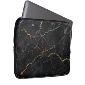 Zwarte steen met gouden en zilveren aderen laptop sleeve (Voorkant Rechts)