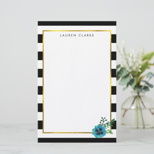 Zwarte Streep & Blauwe Bloem Gepersonaliseerde Sta Briefpapier (Staand voorkant)