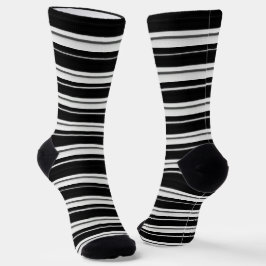 Zwarte streep sokken – Krachtige monochrome stijl