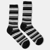 Zwarte streep sokken – Krachtige monochrome stijl (Rechts)