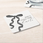 Zwarte strik bindt de knoop bruids douche decorati kartonnen onderzetters (Schuin)