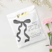 Zwarte strik maken van de knoop bruids douche dess bedankzakje (Gezegeld)