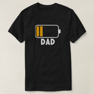 Zwarte T-shirt voor mannen met 'Papa's batterij is