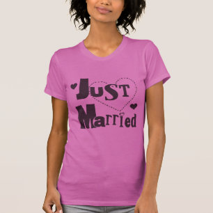 Zwarte tekst met hart net getrouwd Tshirt