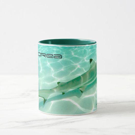 Zwarte Tip Ref Shark Moorea Coffee Mok (Midden)