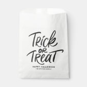 Zwarte Trick or treat Lettering Halloween Party Bedankzakje (Voorkant)