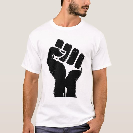 Zwarte trots weerstand t-shirt (Voorkant)