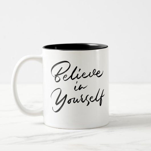 Zwarte Typografische Citaat Motivatie Mok (Links)