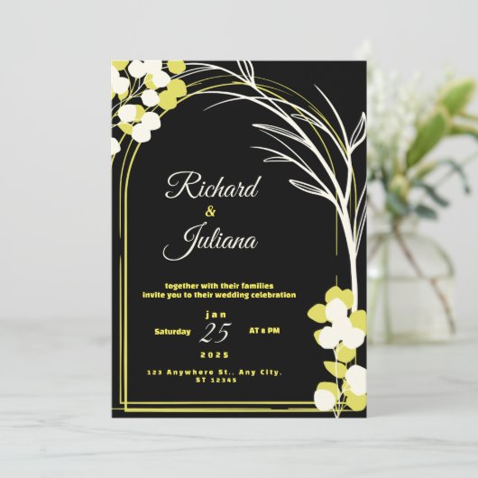 Zwarte uitnodiging met gele en witte bloem (Staand voorkant)