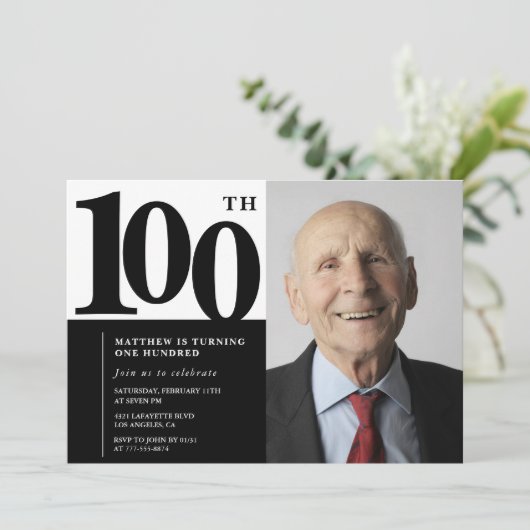 Zwarte uitnodigingen 100e verjaardag Elegant Chic (Staand voorkant)
