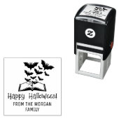 Zwarte Vleermuizen die uit een Boek Zwermen Gelukk Zelfinktende Stempel (In situ)