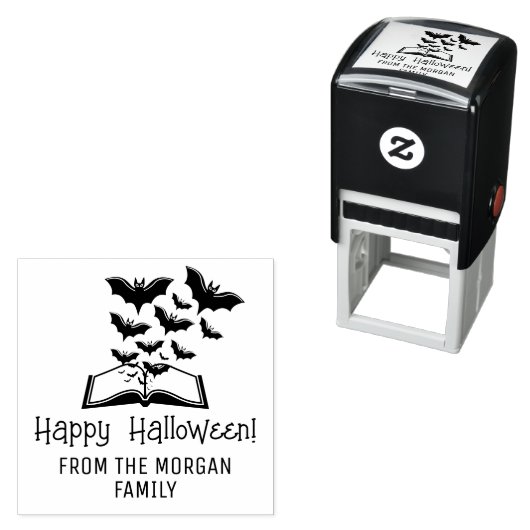 Zwarte Vleermuizen die uit een Boek Zwermen Gelukk Zelfinktende Stempel (In situ)