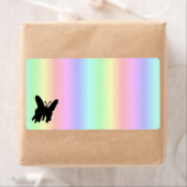 Zwarte vlinder op Pastell Rainbow Etiket (Insitu)