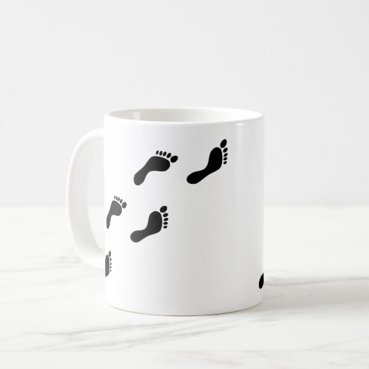 zwarte voetafdrukken koffiemok (Voorkant links)
