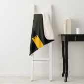 Zwarte Vogel op Gouden Stool Sherpa Deken (In situ)