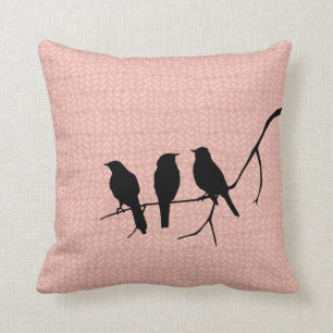 Zwarte vogels op roze Zigzag Patroon Kussen