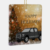 Zwarte vrachtwagen in kerstwintersneeuwscène keramisch ornament (Rechts)