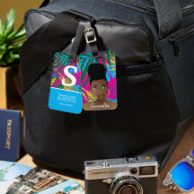 Zwarte vrouw, kleurrijke tropische bladeren, blauw