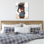 Zwarte vrouw op het strand met een zomerse Pet Canvas Afdruk (Insitu (Slaapkamer))
