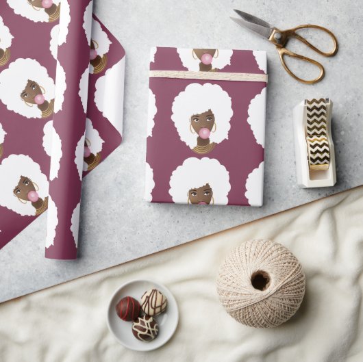 Zwarte Vrouw, Witte Afro, Roze Bubblegum, Paarse Cadeaupapier (Crafts)