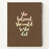 Zwarte vrouw, ze geloofde dat ze dat kon, Brown Notitieboek (Achterkant)