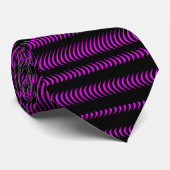 Zwarte Wavy Lines - op magenta Stropdas (Opgerold)
