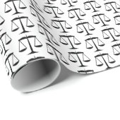 Zwarte wet schalen van rechtvaardigheid op wit cadeaupapier (Rol Hoek)