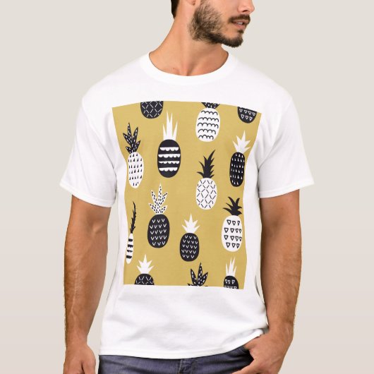 Zwarte, witte ananas, gele achtergrond t-shirt (Voorkant)