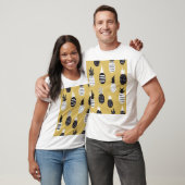 Zwarte, witte ananas, gele achtergrond t-shirt (Unisex)