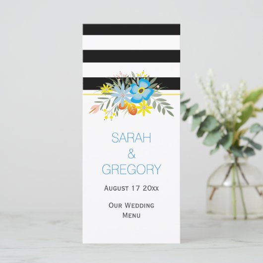 Zwarte witte blauwe bloemen moderne trouwmenukaart menu (Staand voorkant)