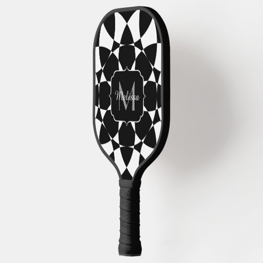 Zwarte witte bloem mandala mosaic retro Monogram Pickleball Paddle (Links)