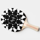 Zwarte witte bloem mandala mosaic retro Monogram Tafeltennisbatje (Zijkant)
