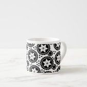 Zwarte witte bloemen mok met espresso design (Voorkant rechts)