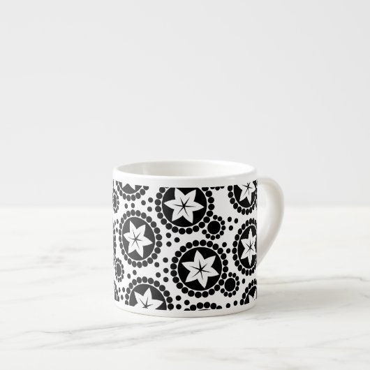 Zwarte witte bloemen mok met espresso design (Voorkant rechts)