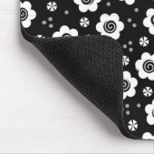 Zwarte witte bloemen mousepad muismat (Hoek)