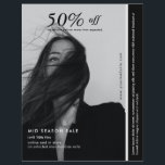 Zwarte & witte brochure<br><div class="desc">Moderne,  minimalistische zwarte en witte flayer. Selecteer ""uitgeven gebruikend het Hulpmiddel van het Ontwerp"om het ontwerp verder aan te passen. *aanbevolen om met uw computer te bewerken</div>