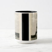 zwarte & witte Eiffeltower Tweekleurige Koffiemok (Center)