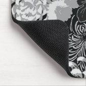 zwarte, witte en grijze bloemen en vogels muismat (Hoek)