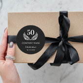 Zwarte witte firmanaam gevestigd ronde sticker