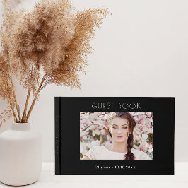 Zwarte witte foto collage op jaardag gastenboek