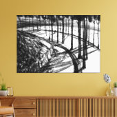 Zwarte witte houtskool die aan de grond wordt gele canvas afdruk (Insitu (Woonkamer))