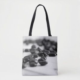 Zwarte & witte koffiebonen verspreid bedrukt tote bag