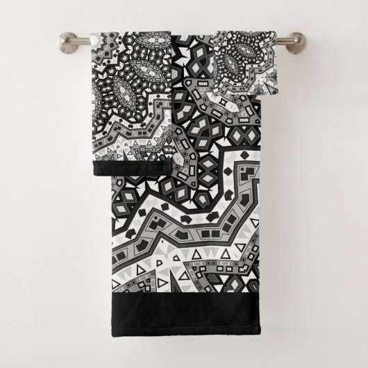 Zwarte witte mandala, kaleidoscoop, rond ornament bad handdoek (Insitu)